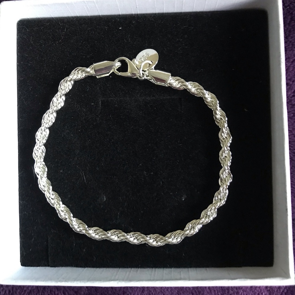 Elegant Sterling  Silver Rope Chain Bracelet
